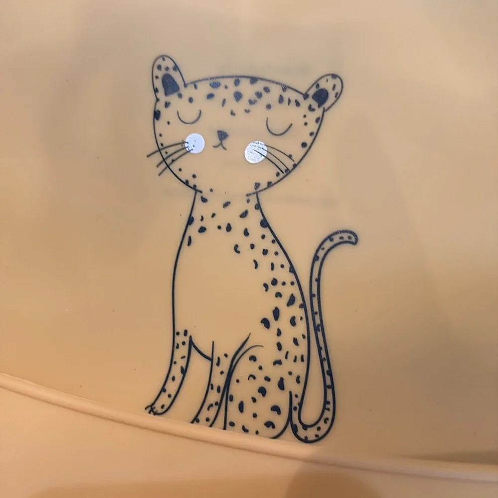 Brands4Kids Cute Cat design Easy to Clean Silicone Adjustable Strap Drop Bib
